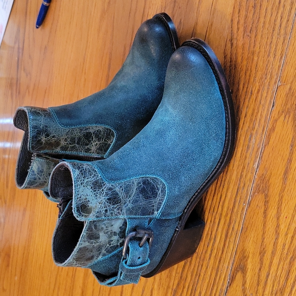 Green J.B. Dillon Western Leather Bootie Size 6